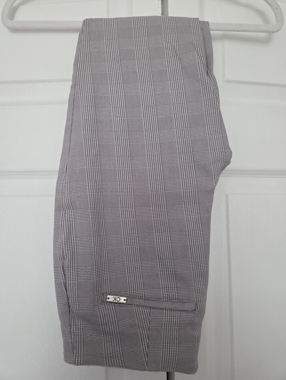 Calvin Klein Women’s Size 4 Gray Glen Plaid Slim Ankle Dress Pants